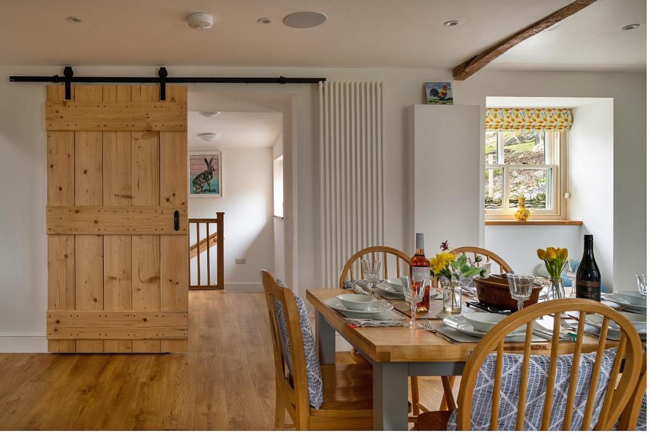 Finest Retreats - Moelis Granary - Luxury Cottage With Hot Tub Llandrillo Eksteriør billede
