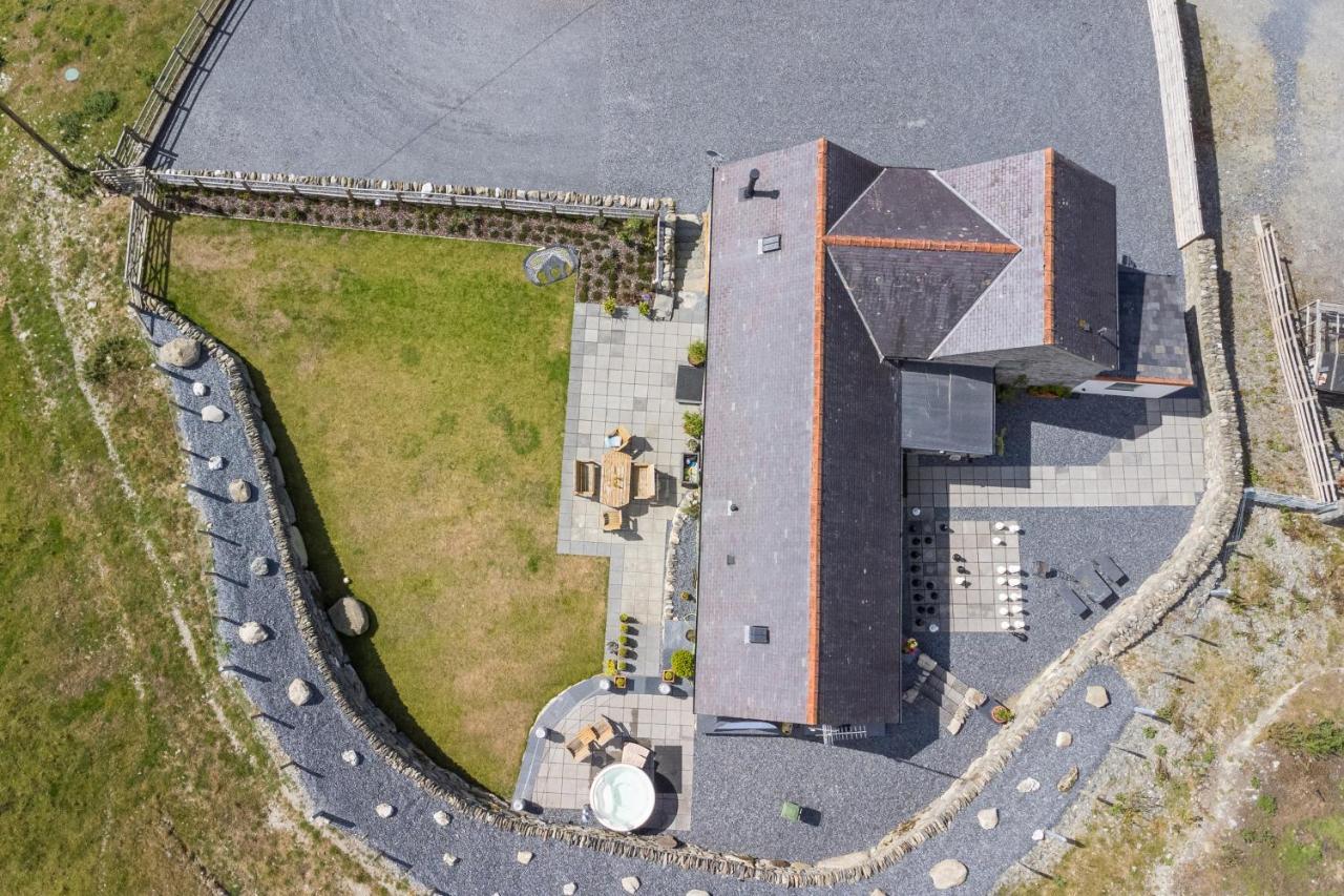 Finest Retreats - Moelis Granary - Luxury Cottage With Hot Tub Llandrillo Eksteriør billede