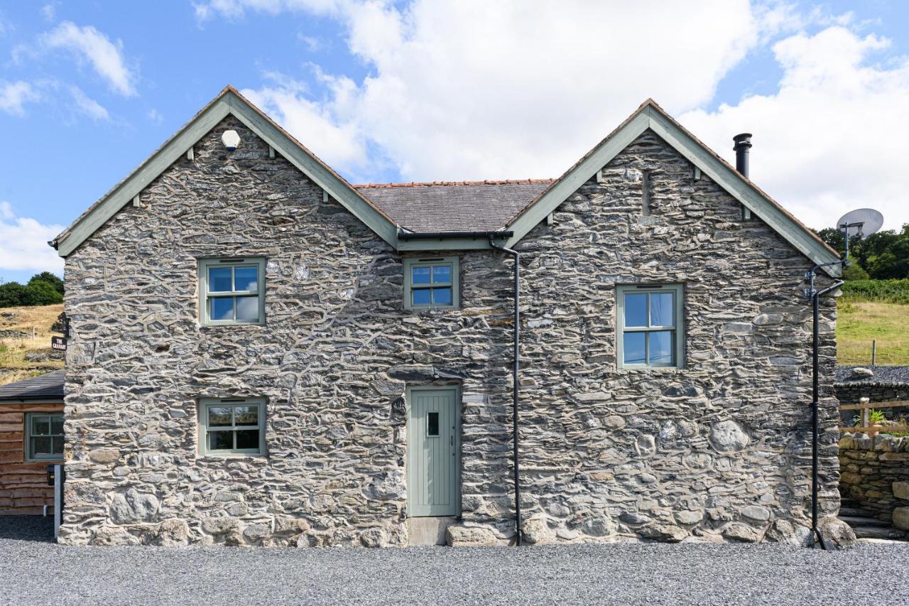 Finest Retreats - Moelis Granary - Luxury Cottage With Hot Tub Llandrillo Eksteriør billede